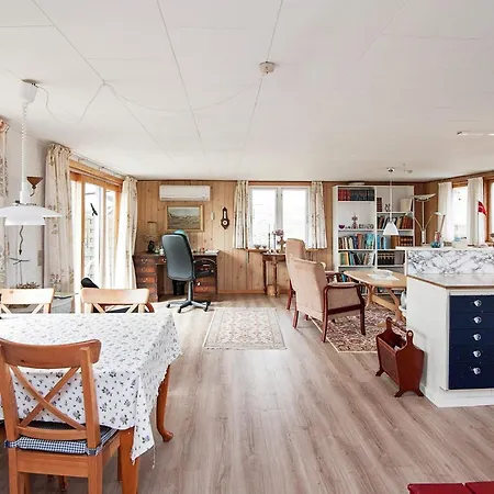 Holiday home 5 Person In Fano